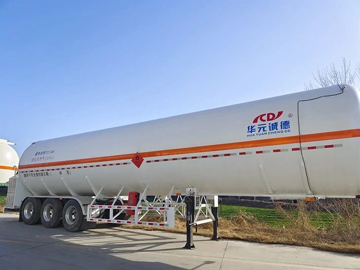 Lng Transport Fuel Tanker