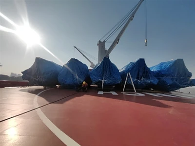 5 Sets Of 60m3 And 1 Set Of 50m3 LNG Storage Tanks Have Arrived At The Port A...