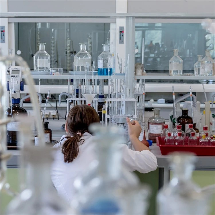 chemist-28156401920
